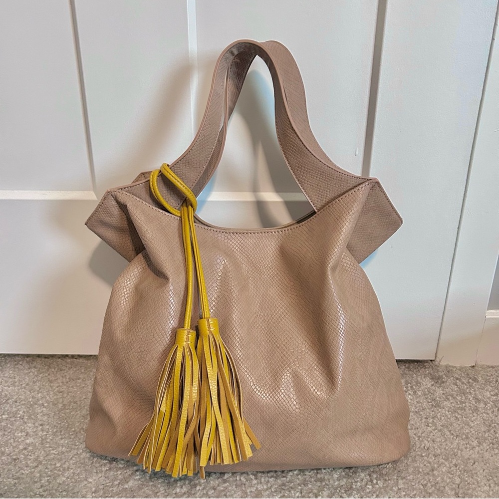Nolley’s Purse